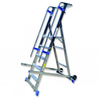 74-317/04 - Escadas de Armaz&eacute;m